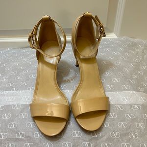 Michael Kors beige cream tan stilettos ankle strap heels 8M